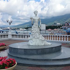 Скульптура белой невесты