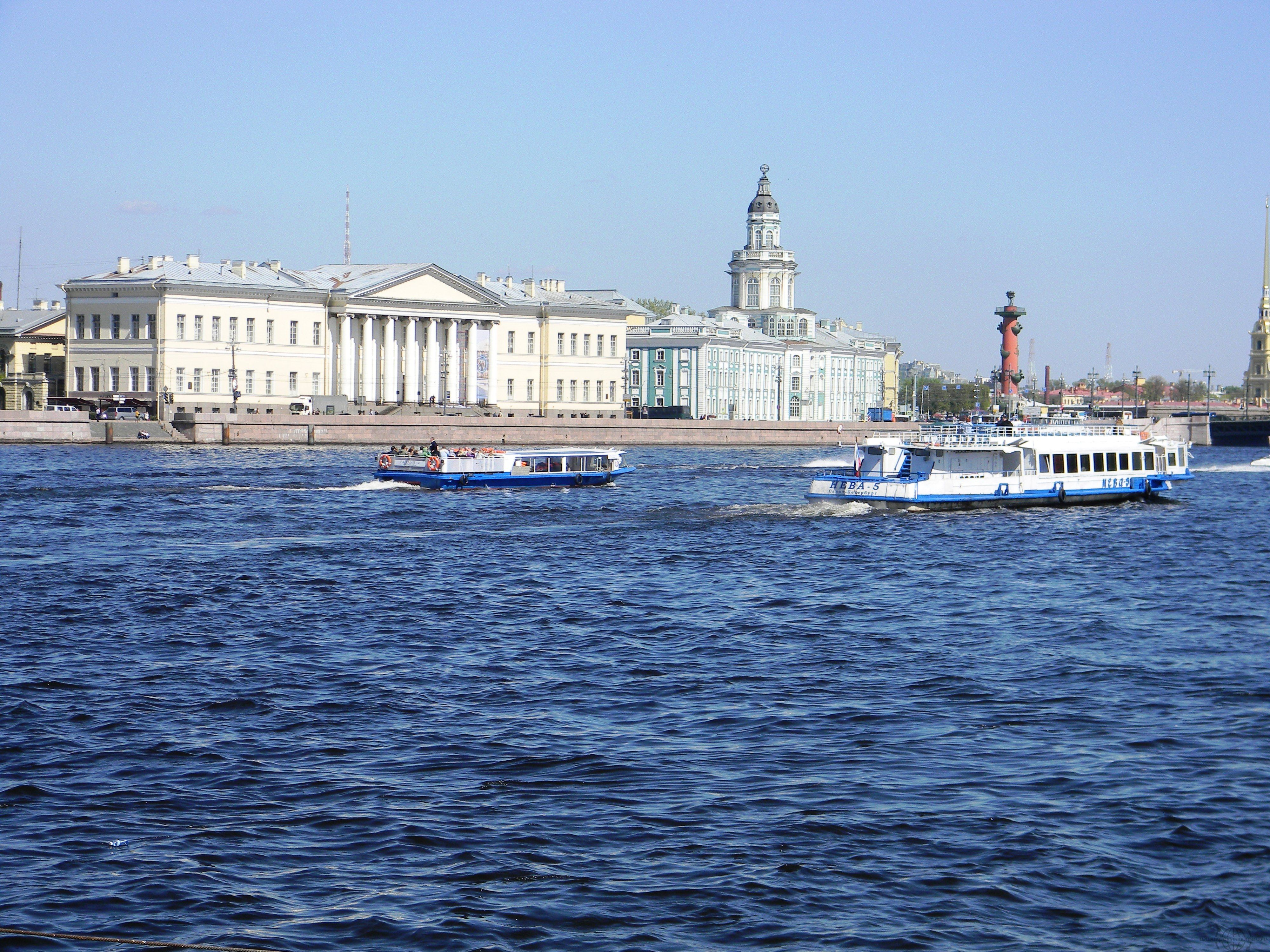 Санкт-Петербург.